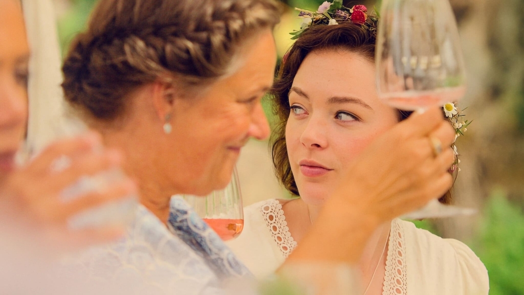 Bir Yaz Gecesi 1. Sezon 5. Bölüm izle