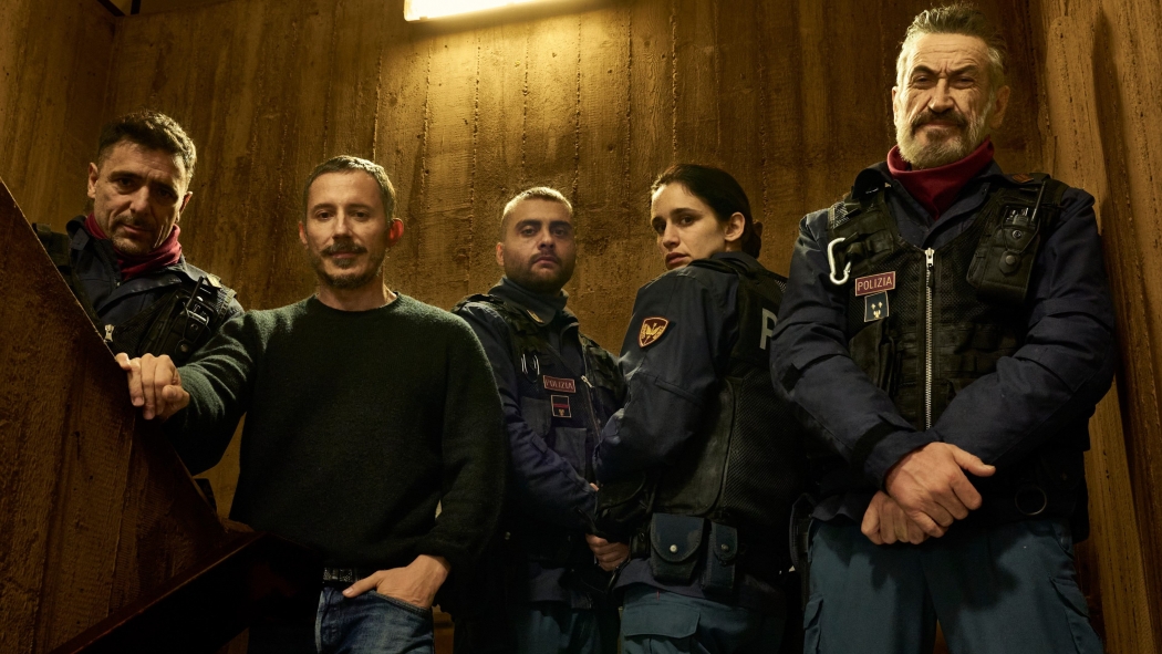 Çevik Kuvvet 1. Sezon 4. Bölüm izle