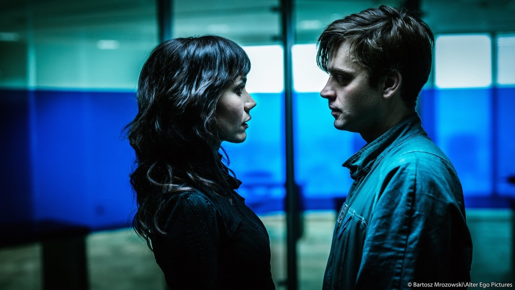 The Man with the Magic Box izle