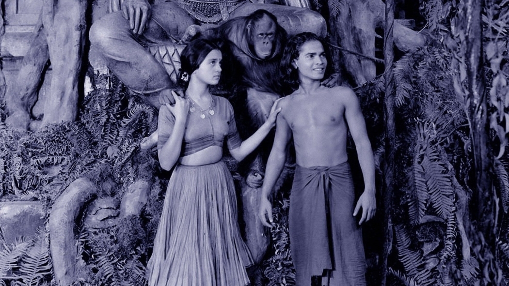 Hint Esrarı (1942) izle