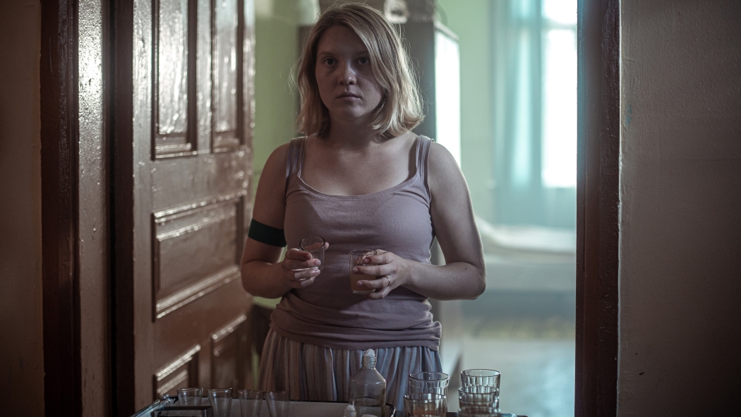 Mädät omenat 1. Sezon 8. Bölüm izle